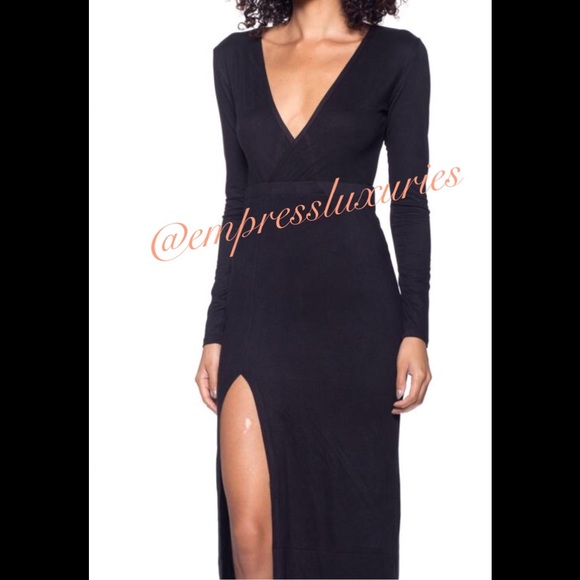 Long Sleeve Maxi Dress✨✨ - Picture 4 of 5